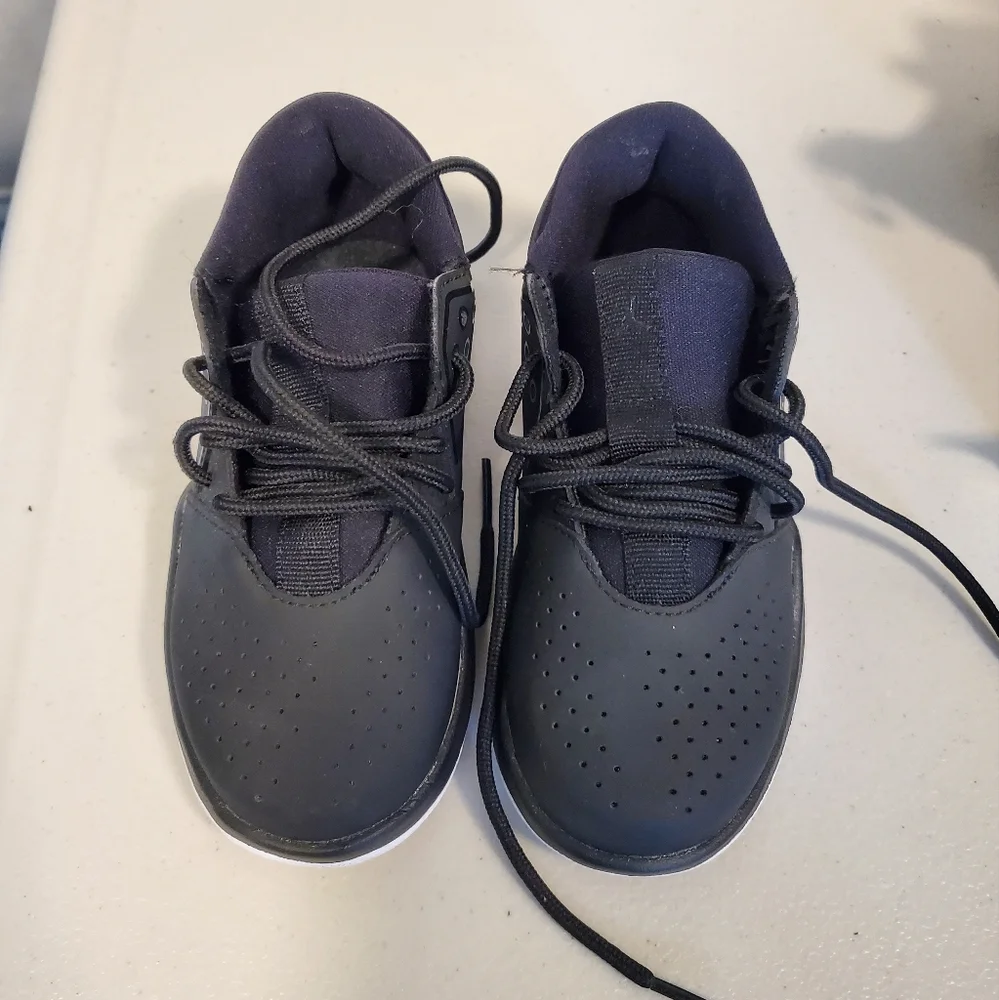 Nike Jordan Flight Fresh Boys' Shoes. Size‎ 9C.